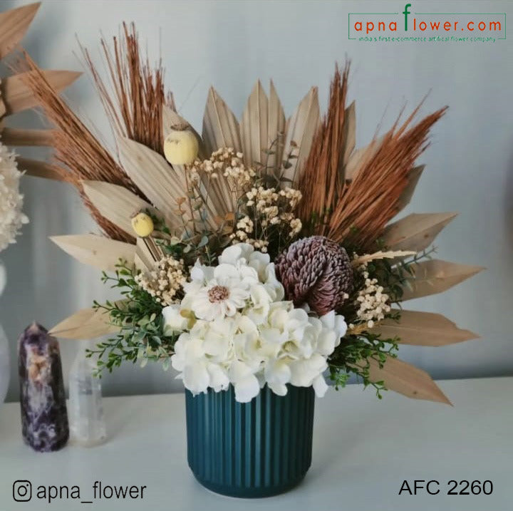 Flower arramgement 2260